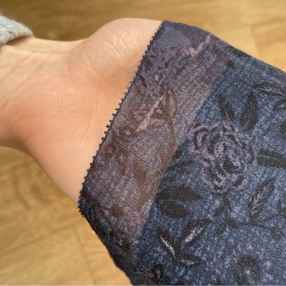 Wilfred 100% silk blue camisole - Picture 3 of 4